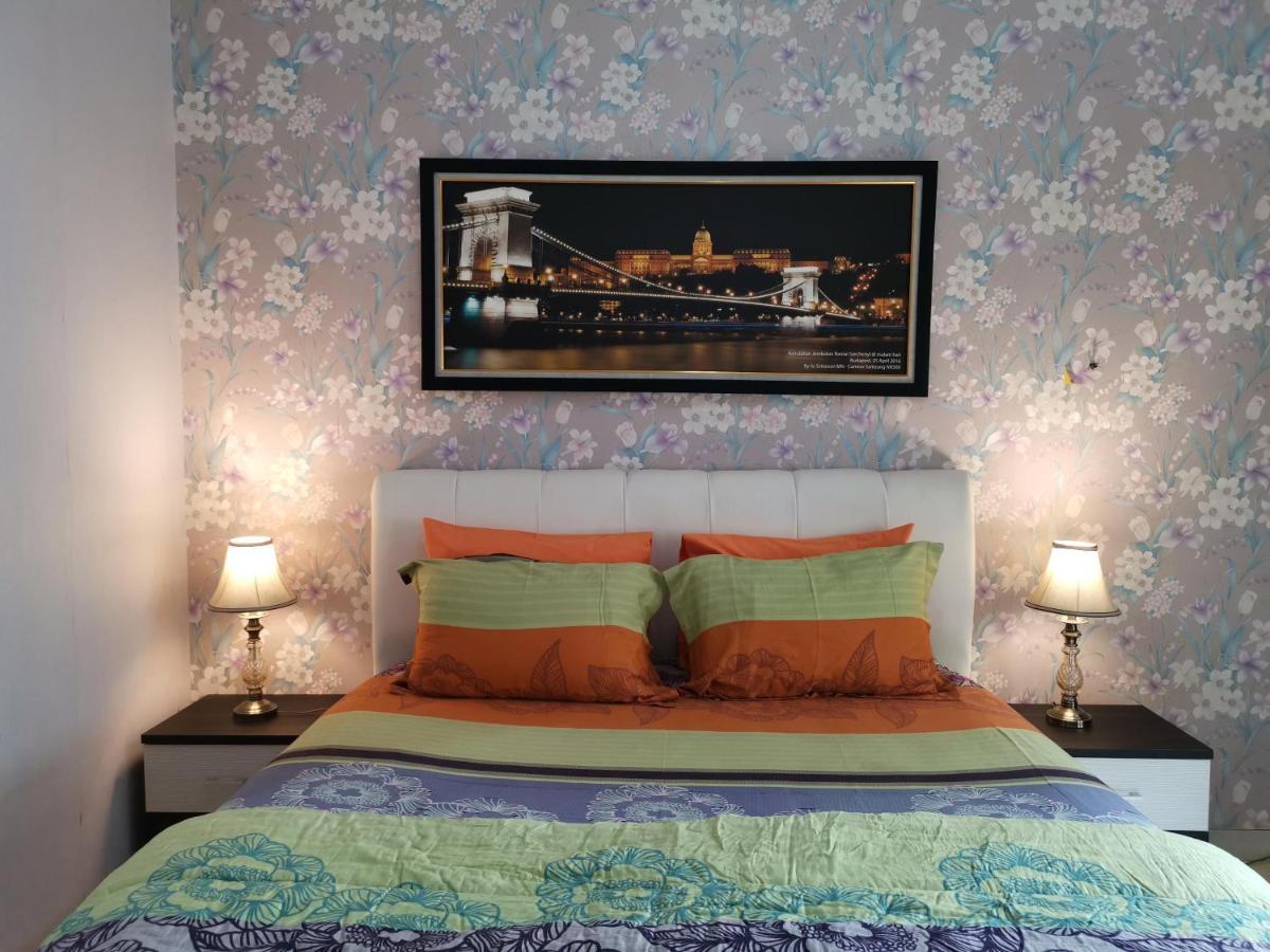 Nariska Suite Homestay Yogyakarta Esterno foto