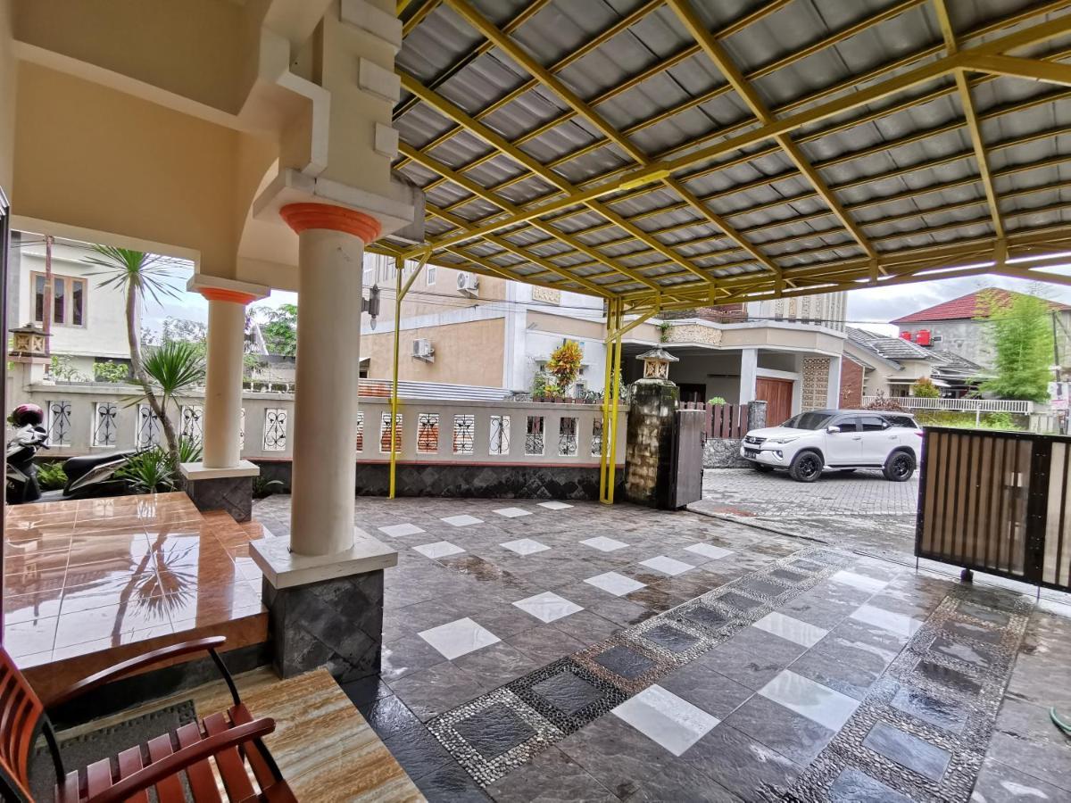 Nariska Suite Homestay Yogyakarta Esterno foto